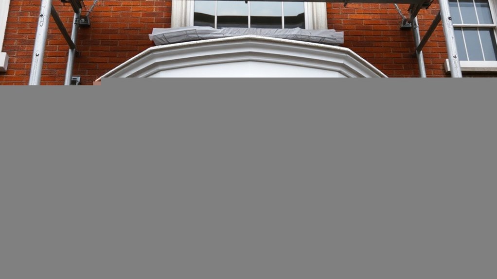 Bay Windows Reading